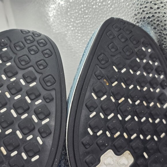 Size 11- Men’s Nike Flyknit Racer Running Shoes Multicolor Blueberry 526628-102 - Picture 10 of 11